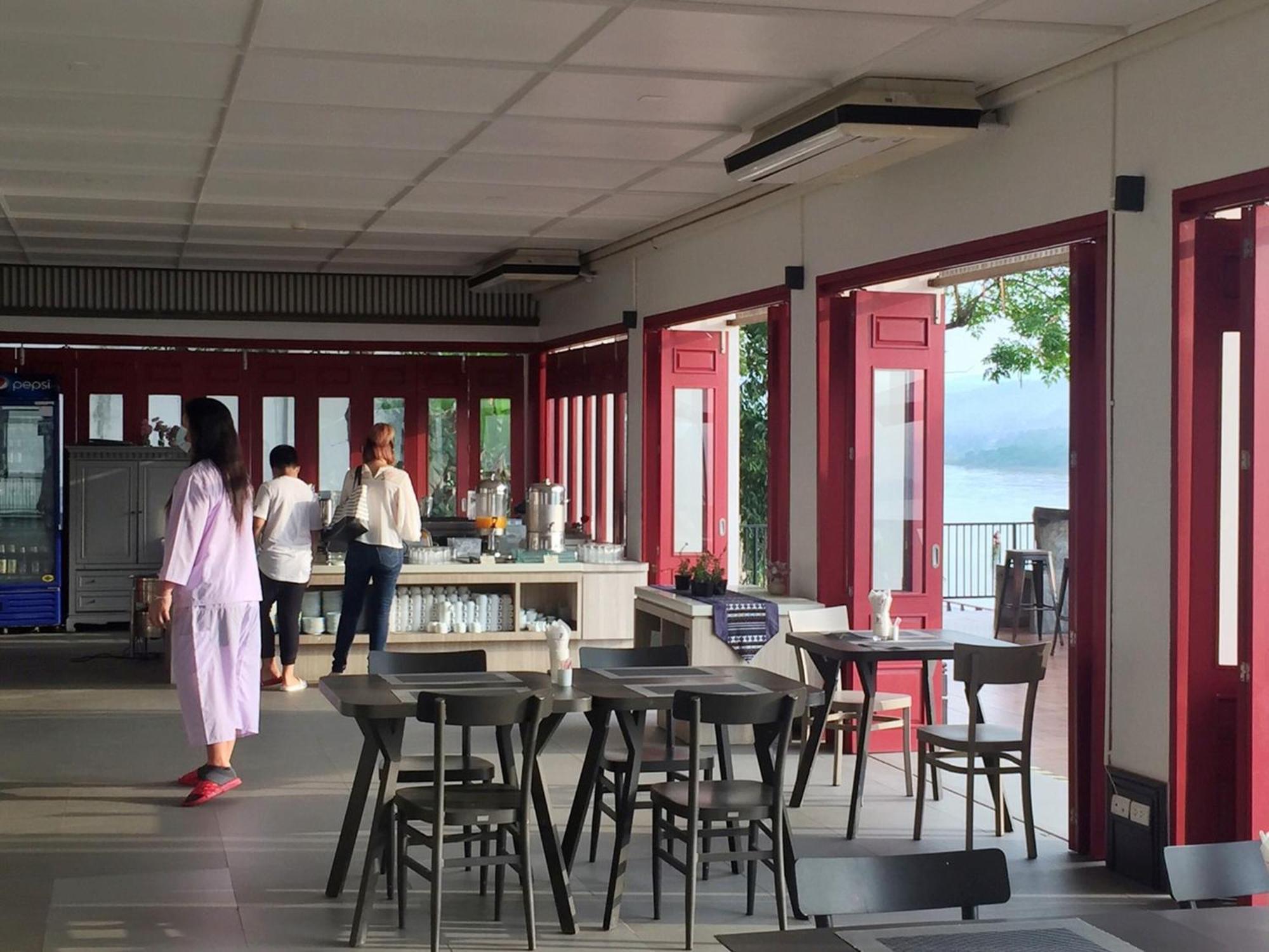 Fortune Riverview Hotel Chiang Khong Exterior foto
